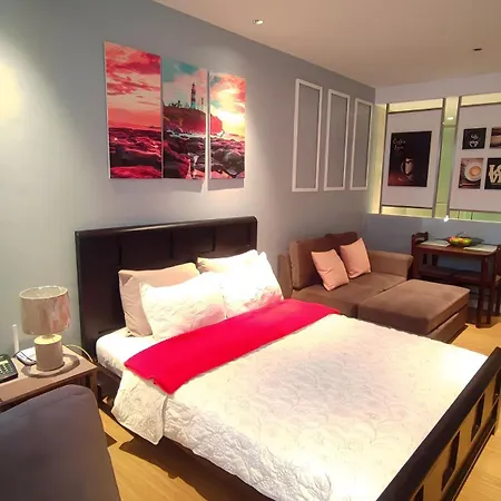 Bright Comfy Room W/Wifi Near Makati/Manila/Philippines