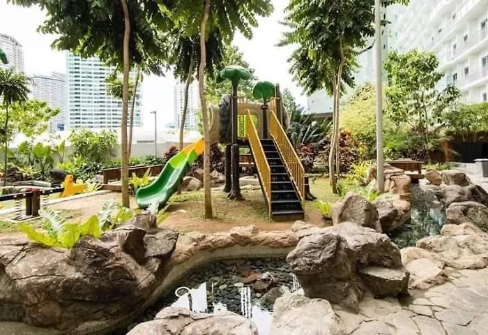 Bright Comfy W/wifi Near Makati/manila/philippines