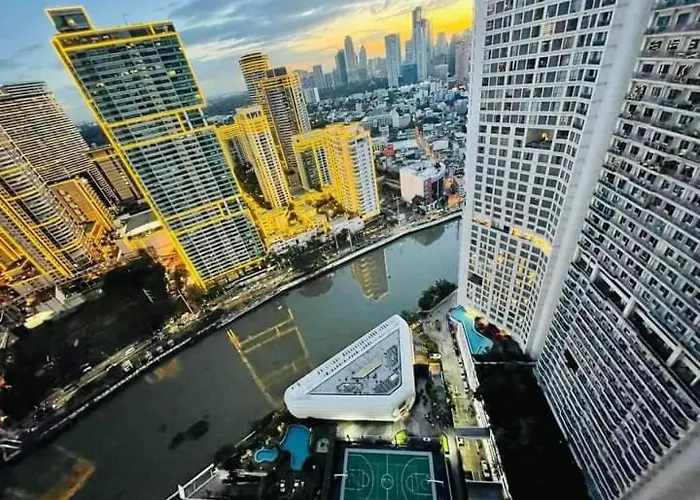 Bright Comfy W/wifi Near Makati/manila/philippines Apartment Manila