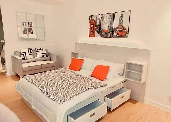 Apartment Bright Comfy W/wifi Near Makati/manila/philippines
