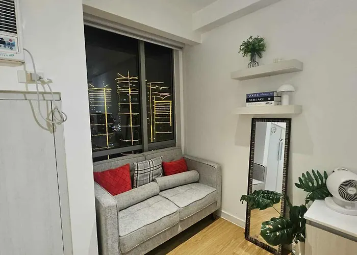 Bright Comfy W/wifi Near Makati/manila/philippines Apartment Manila